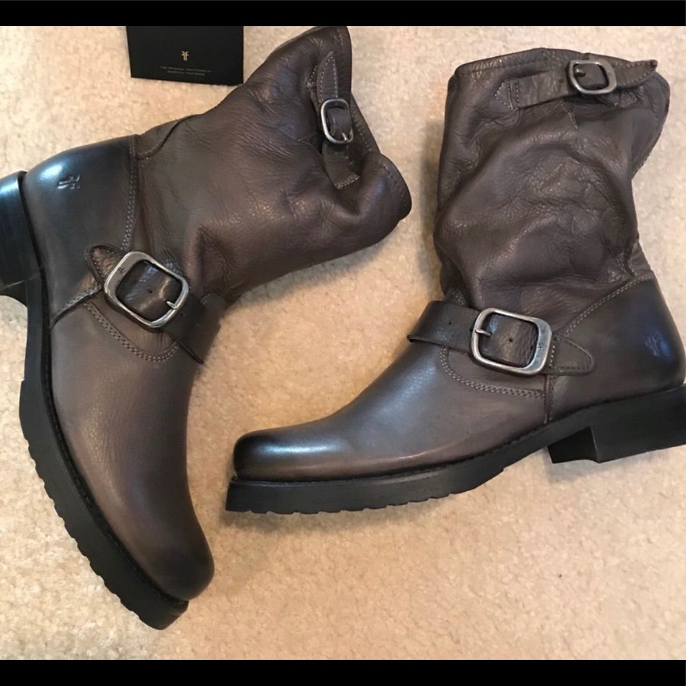 NWOT Veronica Short in Smoke